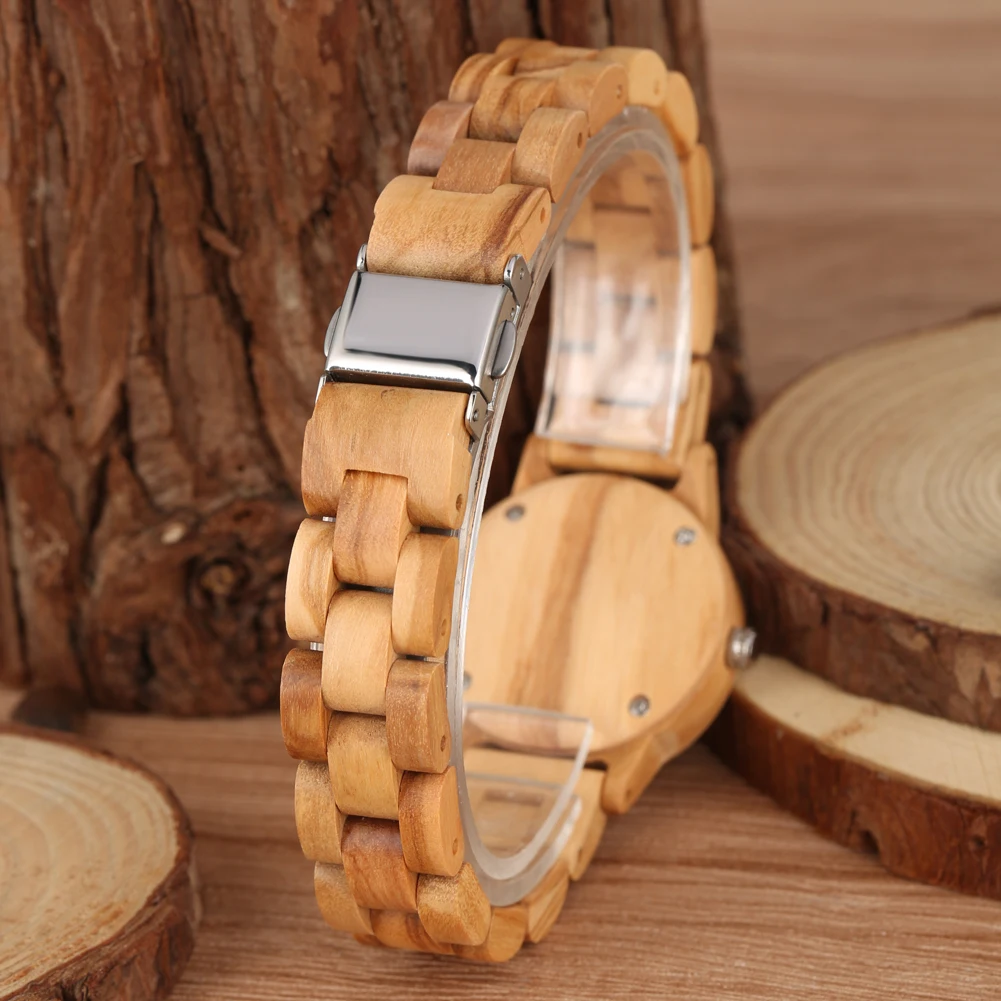 Часы женские кварцевые ручной работы с деревянным ремешком выразительные