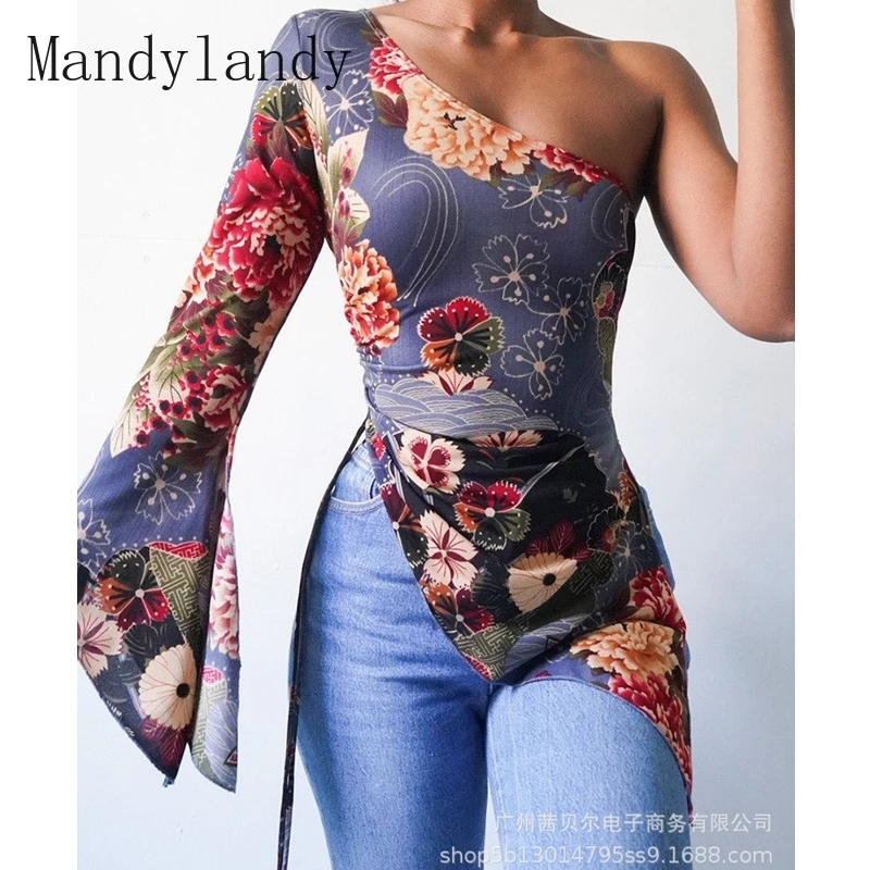

Mandylandy T-shirt Summer Sexy Flare Sleeve Backless Irregular T-shirt Women's Casual Printed Slim Shoulder Split T-shirt