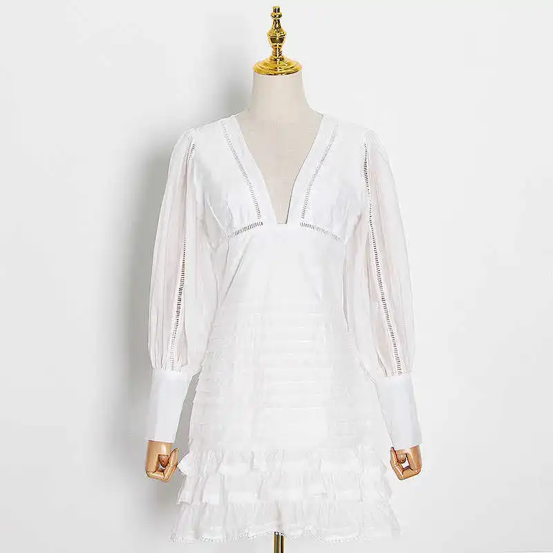 

2021 spring new V-neck Ruffle Dress women's fashion cut out stitching pleated seaside holiday skirt fashion