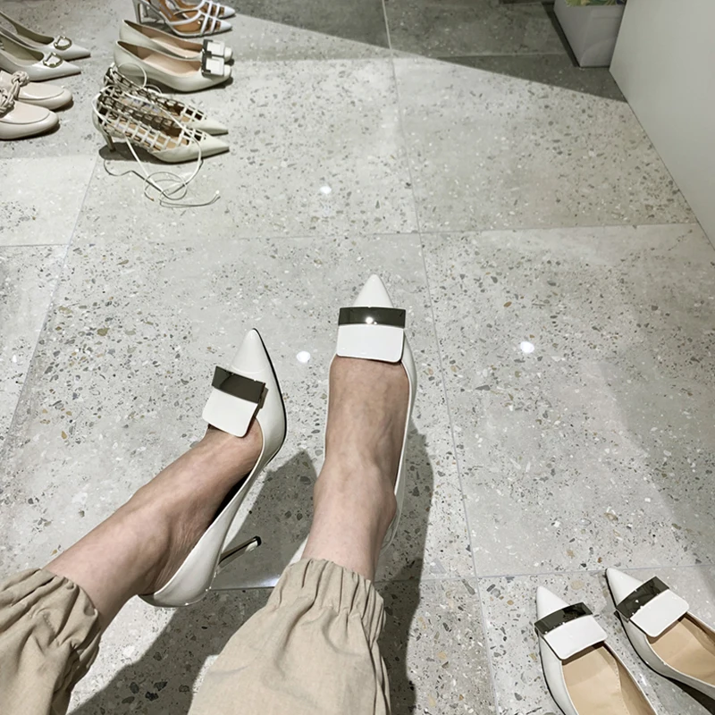 Простые элегантные туфли на высоком каблуке женские шпильке черные