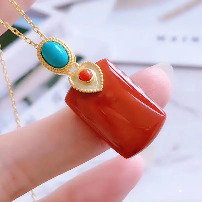 

Natural South Red Agate Lucky Pendant Pendant S925 Silver Frosted Inlaid High Quality Full Color Full of Meat South Red Pendant