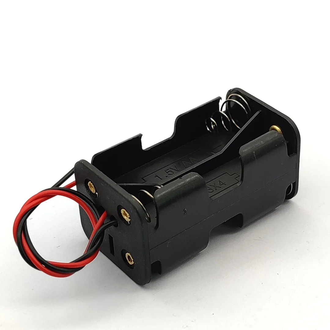 Держатель для батареек AA 6 в черный пластиковый двухслойный чехол с проводом 4 |