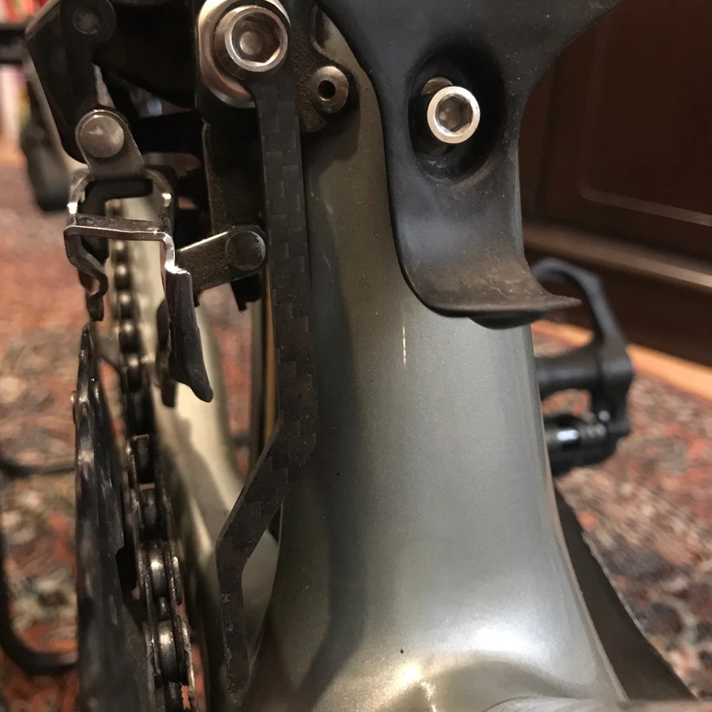 Универсальный фотостабилизатор с защитой от падения и винтами | Спорт