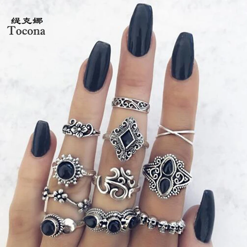 

Tocona Vintage Black Rhinestone Silver Color Rings Carve Flowers Moon Geometric Boho Jewelry for Women Wedding Ring Anillo