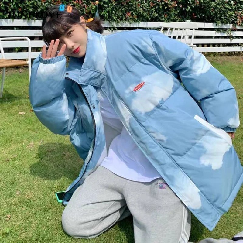 Женская зимняя пуховик JuneLove с принтом в виде облаков |