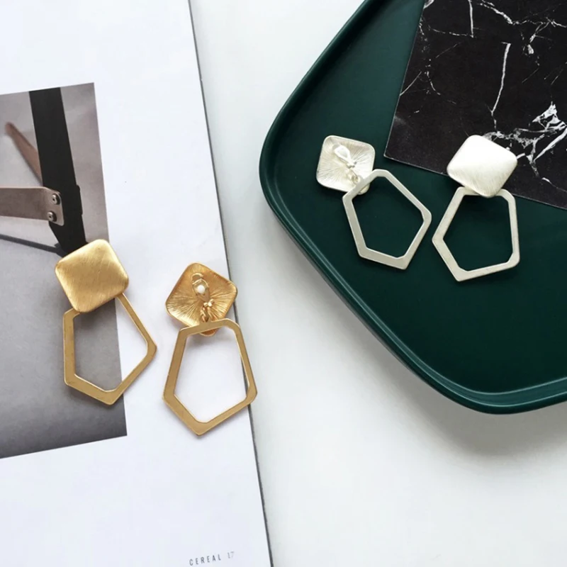 Увеличенные большие матовые золотые серебряные клипса геометрической формы На