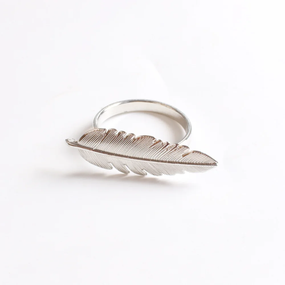 Металлическое кольцо для салфеток с металлическими листьями и перьями|Кольца