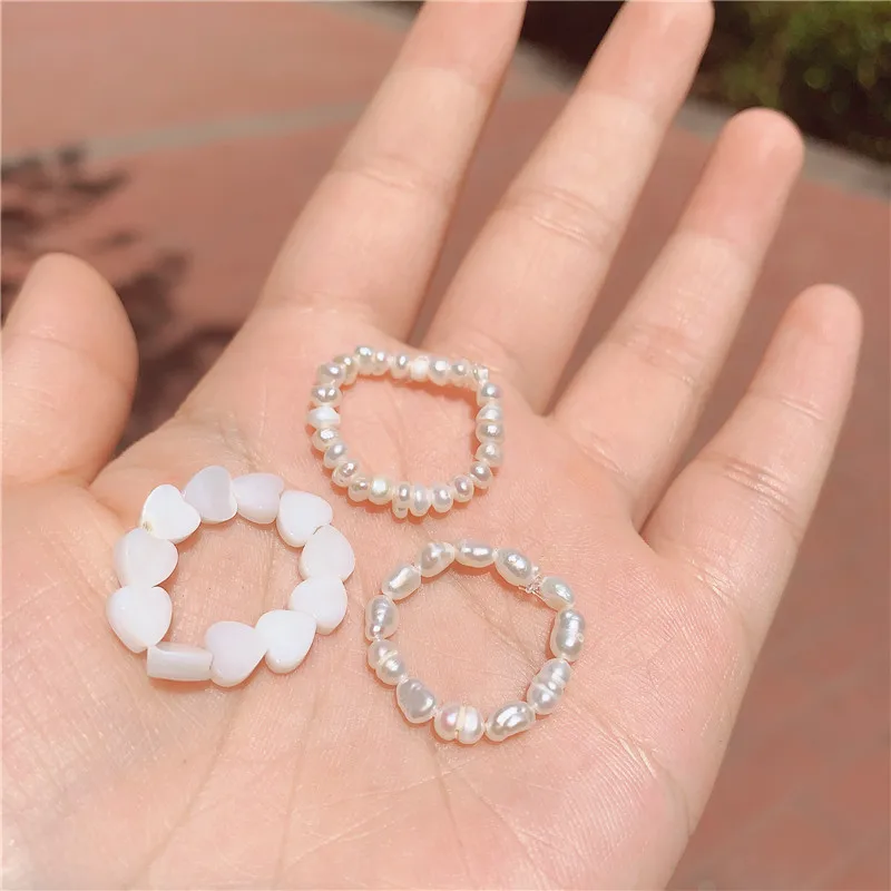 

2021 Simple and Versatile Ring Natural Freshwater Pearl Ring Elastic Ring Net Red Ins Retro Shell Love Rings for Women