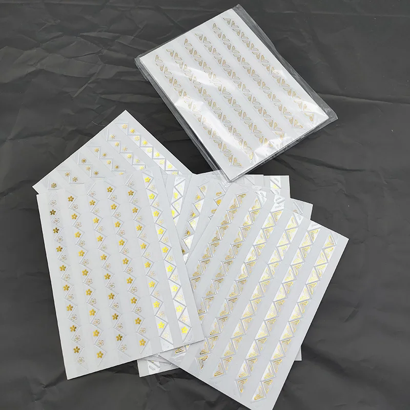 

New 8 Sheets Paper Corner Stickers PVC Transparent Gold For Photo Albums Frame Decoration Scrapbooking Album Sticker Accessories