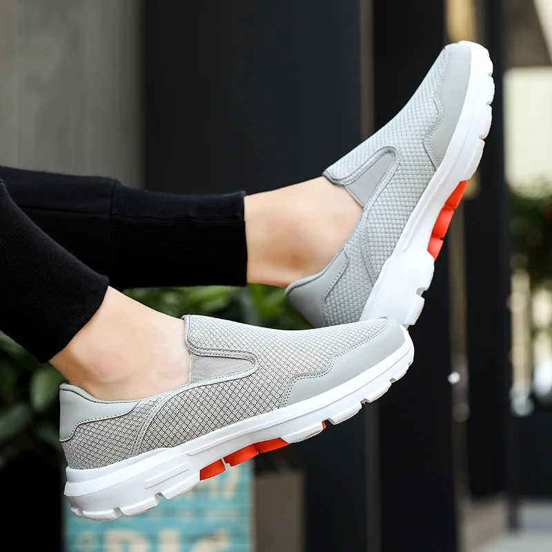 Mesh Shoes Men Casual Lightweight Breathable Sneakers For Men Slip-On Comfortable Krasovki Men Flats Shoes Zapatillas Hombre