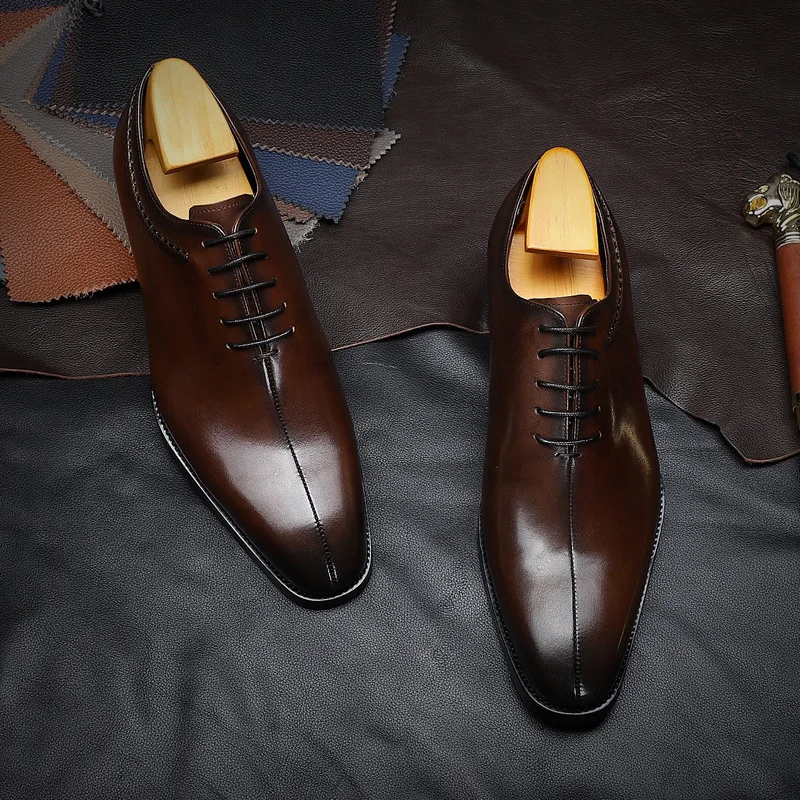 Мужские деловые костюмы Свадебные туфли Английские остроконечные на шнуровке