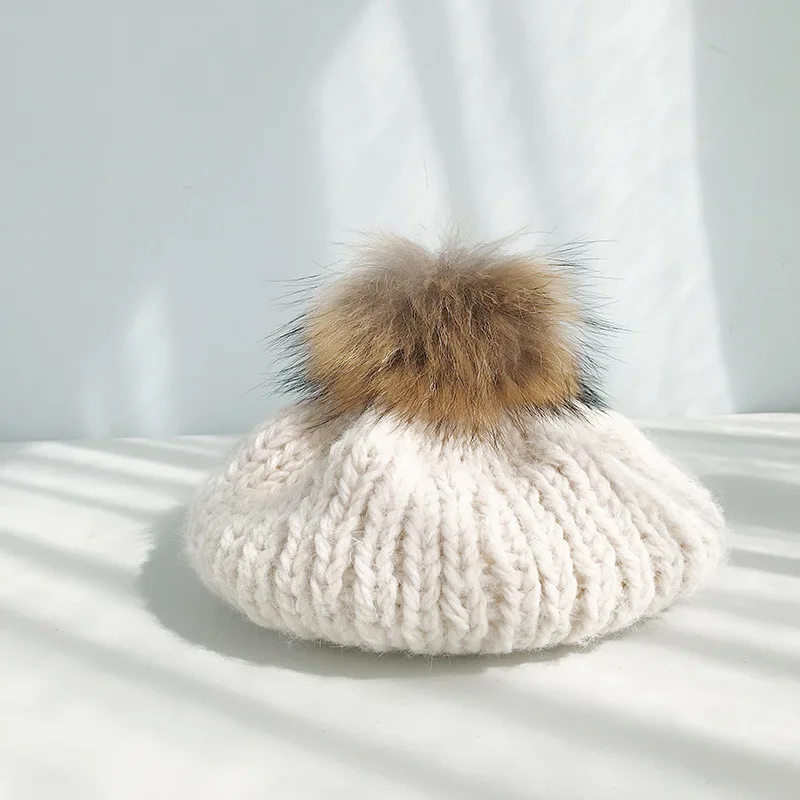 Берет с шариками из натурального меха женские шапки художника Зимние береты