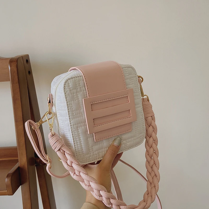 

VeryMe Women Simple Crossbody Bag Weave Chain Lady Hit Color PU Leather Shoulder Pouch Female Messenger Satchel Tote Handbags