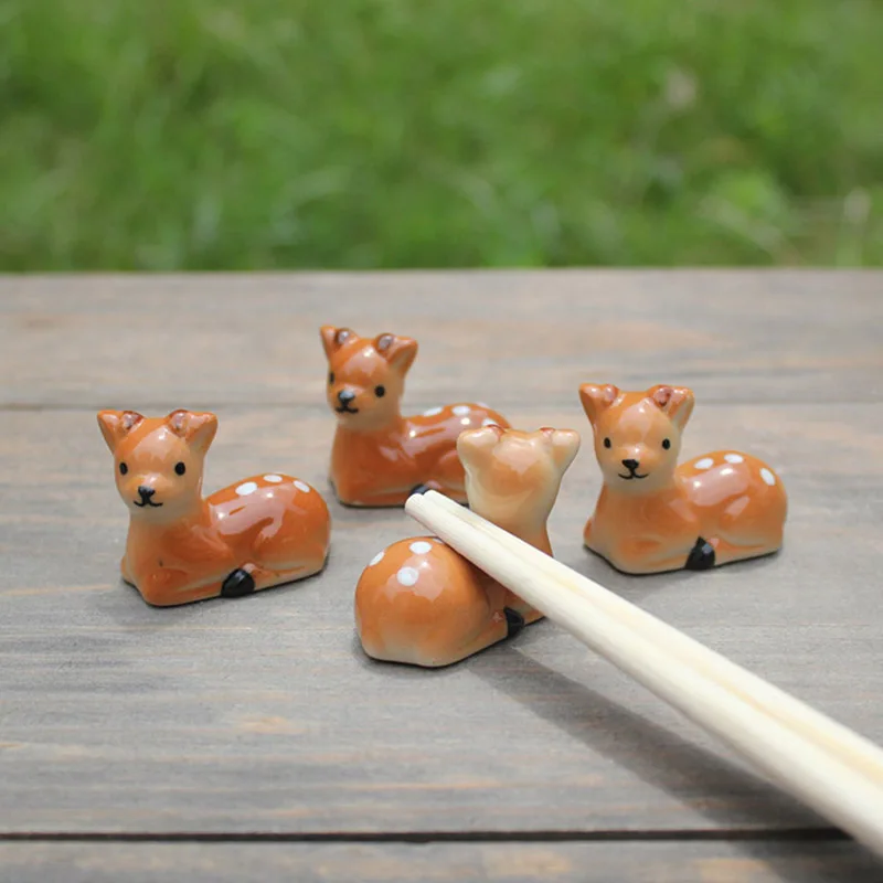 

Creative Ceramic Sika Deer Animal Chopsticks Racks Spoon Forks Knife Rest Holder Durable Lovely Rack Stand Tableware