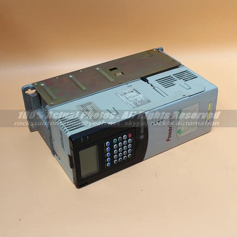Инвертор PowerFlex 20bd011a3асиннан0 с бесплатной доставкой Серии A используется в