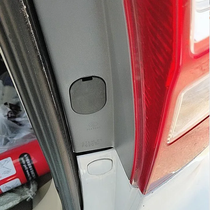 Крышка для защиты от пыли/воды/коррозии в отверстии для винта заднего фонаря для HONDA CR-V CRV CR V 3 поколение. 2007-2011 гг. и далее.