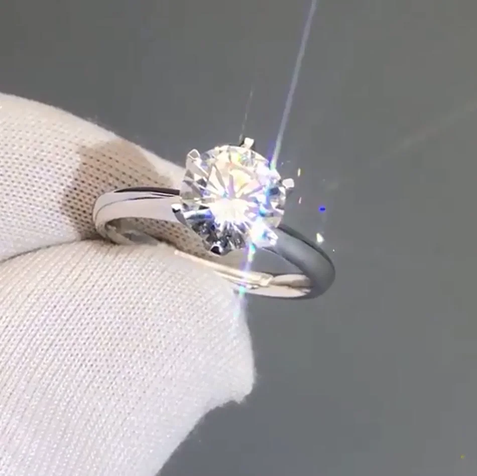 Кольцо женское из белого золота с муассанитом 2 карата | Украшения и аксессуары