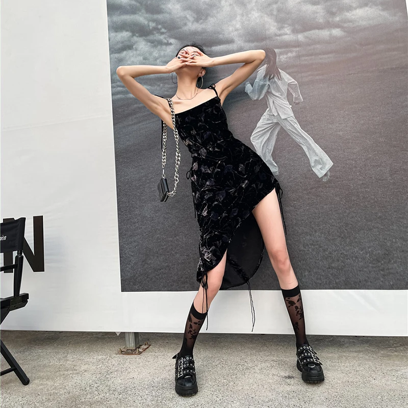 

XIZIHUPAN Vintage Black Dress For Women Square Collar Sleeveless Hollow Out Drawstring Irregular Sexy Women's Dresses Summer New