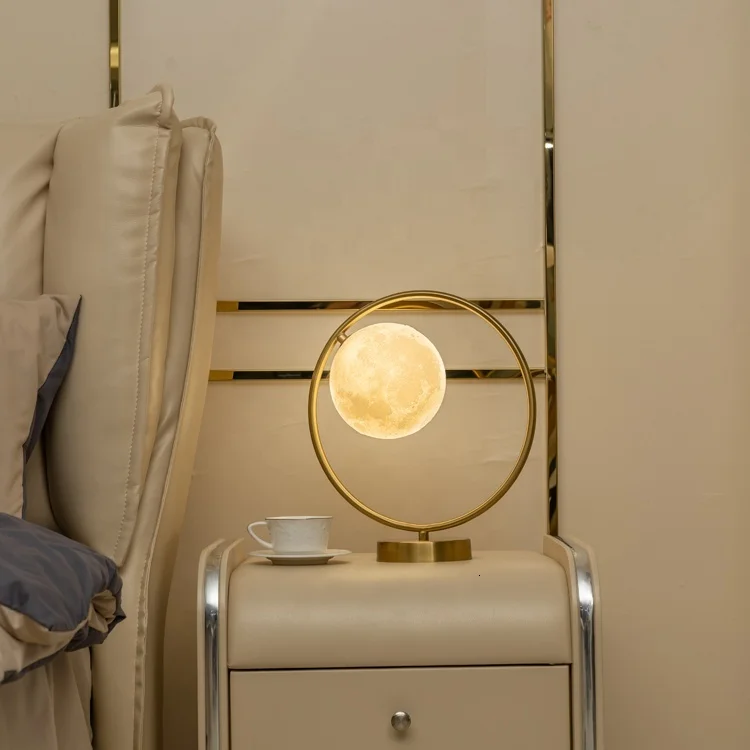 Modern Decorative Luxury Round Glass Ball Table Lamp With Golden Base For Hotel Bedside Lustre Pendente lustre pendente | Лампы и