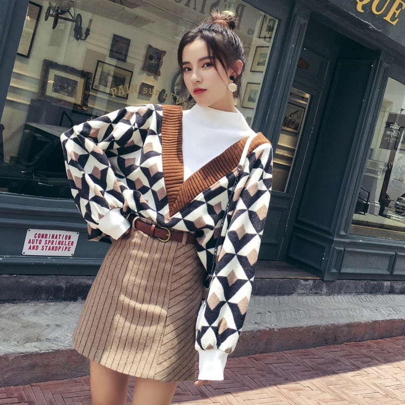 Женская мода V образный геометрический Половина Водолазка свитер + с высокой