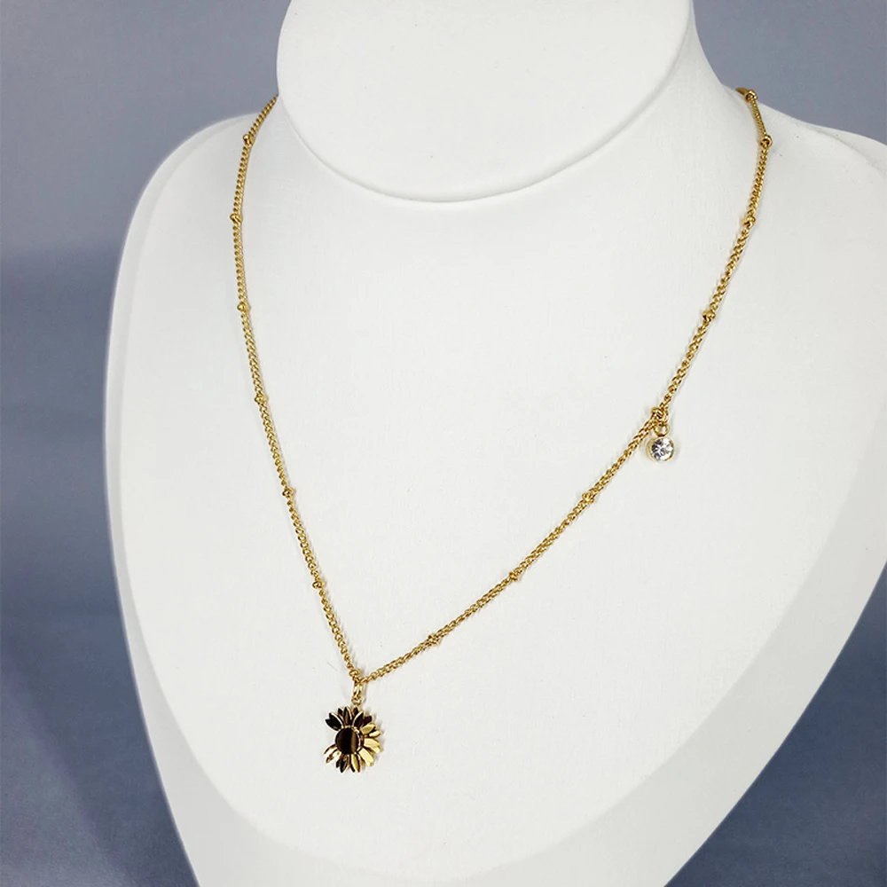 

Contracted Stainless Steel Flower Pendant Dangle Necklace In 2021 Trendy Jewelry For Women Fashion Trivial Collar Necklace