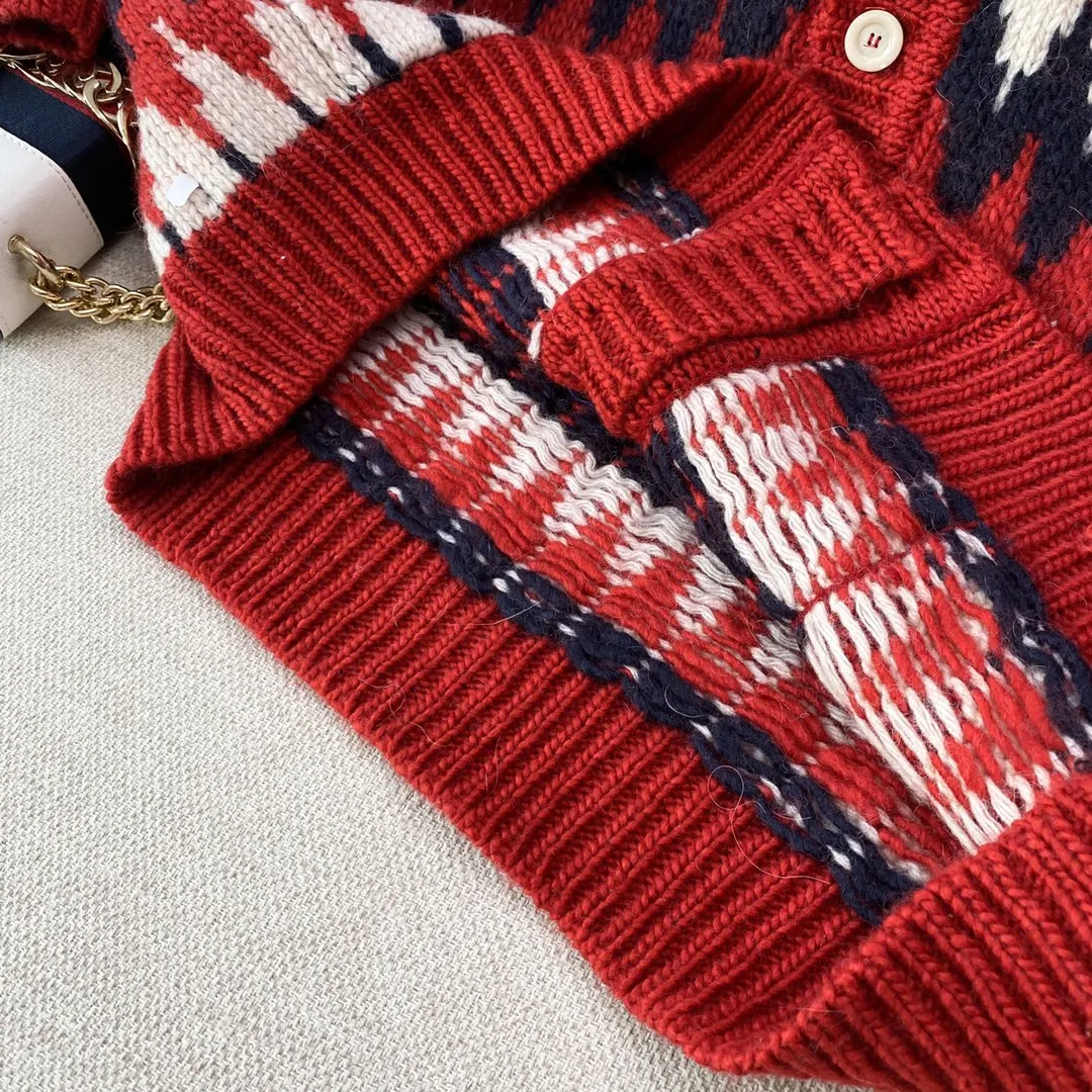 

Luxury Sweater Short Cardigan 2021 Early Spring Women New Sweet Age-reducing Versatile Pocket Slim O-neck Knitted Short Cardigan