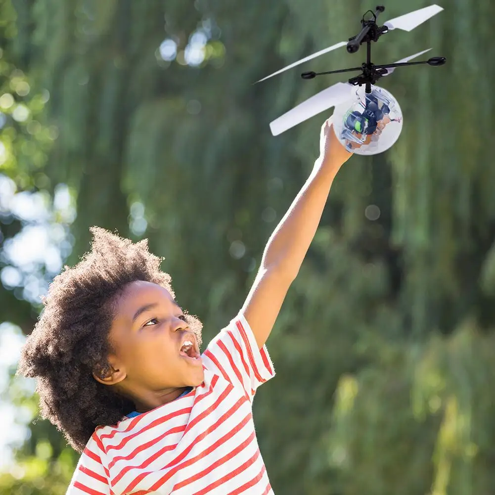 

Environmental Induction Flying Ball Toy Crystal Flight Ball Sensing Helicopter Induction Aircraft Toys for Children Kids