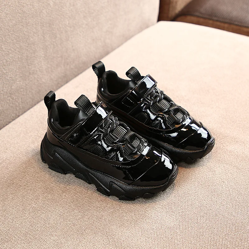 Детские спортивные кроссовки для мальчиков Черные бега сетчатые массивные