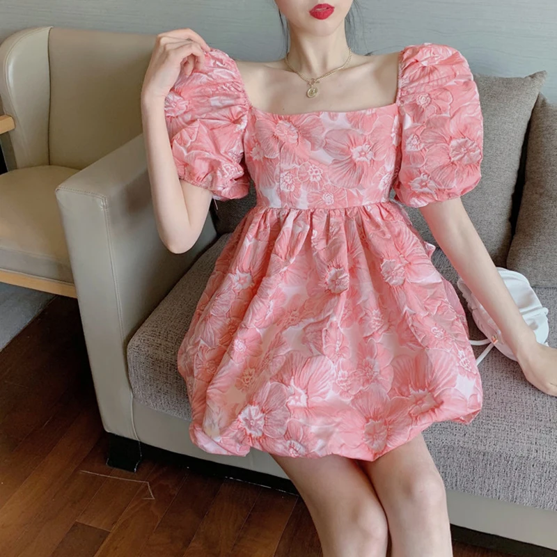 Женское мини-платье с пышными рукавами короткое винтажное повседневное