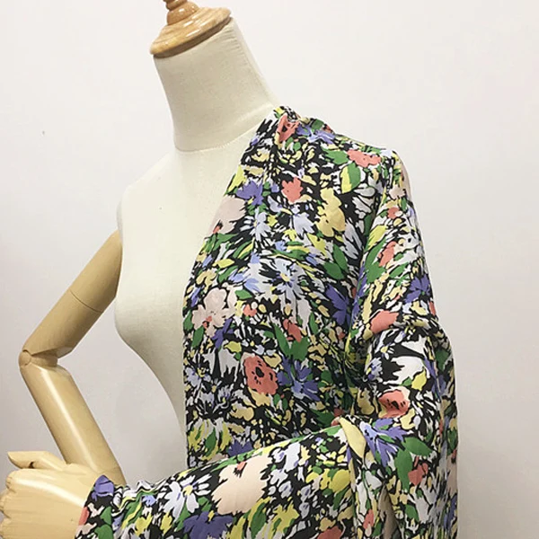 

Abstract floral print pure silk fabric not transparent silk georgette crepe fabric,SCG641