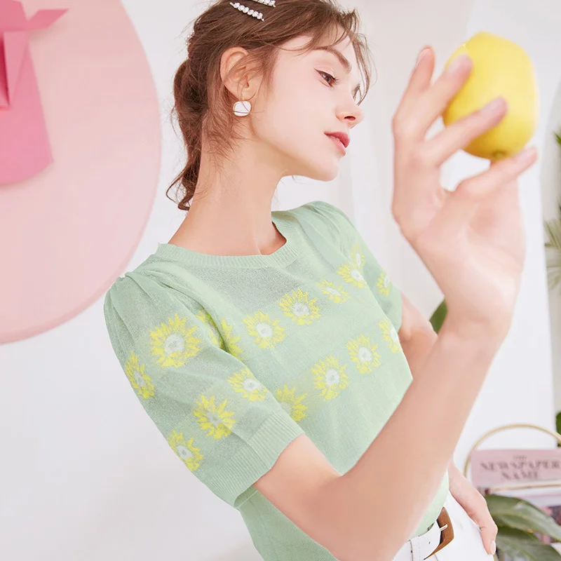

SHZQ Thin Knitted Top Women's Summer 2021 New Korean Loose Design Sunflower Round Neck T-shirt Short Sleeve