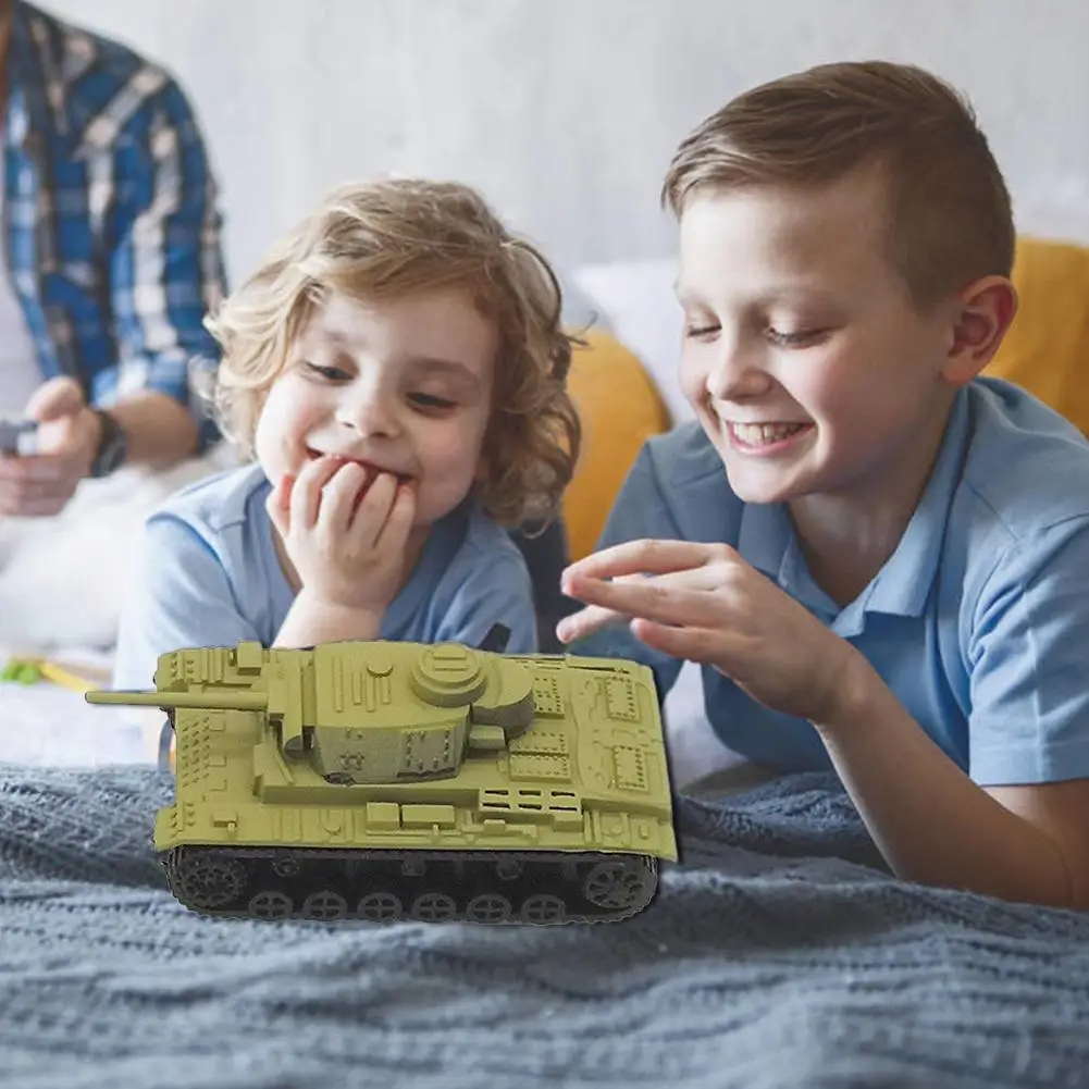 Восемь готовых моделей основной боевой тигр большой палец танки игрушки модель