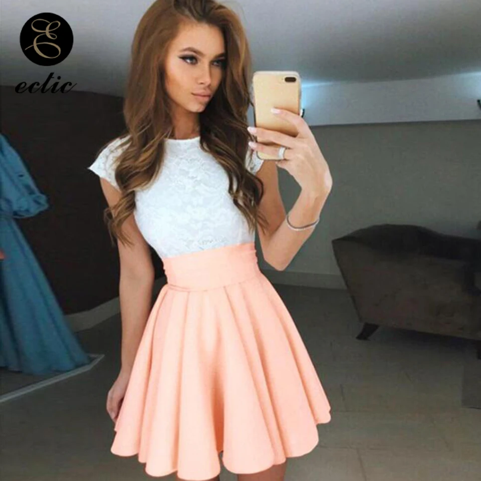 Кружевное платье с цветочной вышивкой коротким и широким подолом для женщин Sukienka