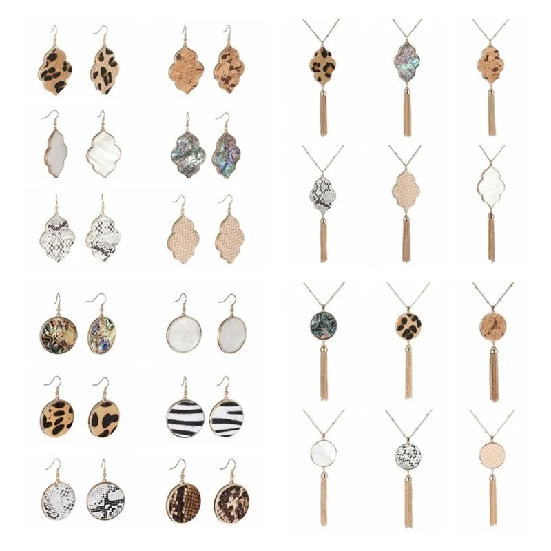 Ожерелье с длинной цепочкой и геометрическим рисунком|Ожерелья подвеской| |