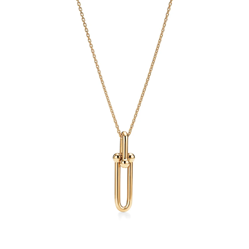 

Simple retaining ring hanging necklace