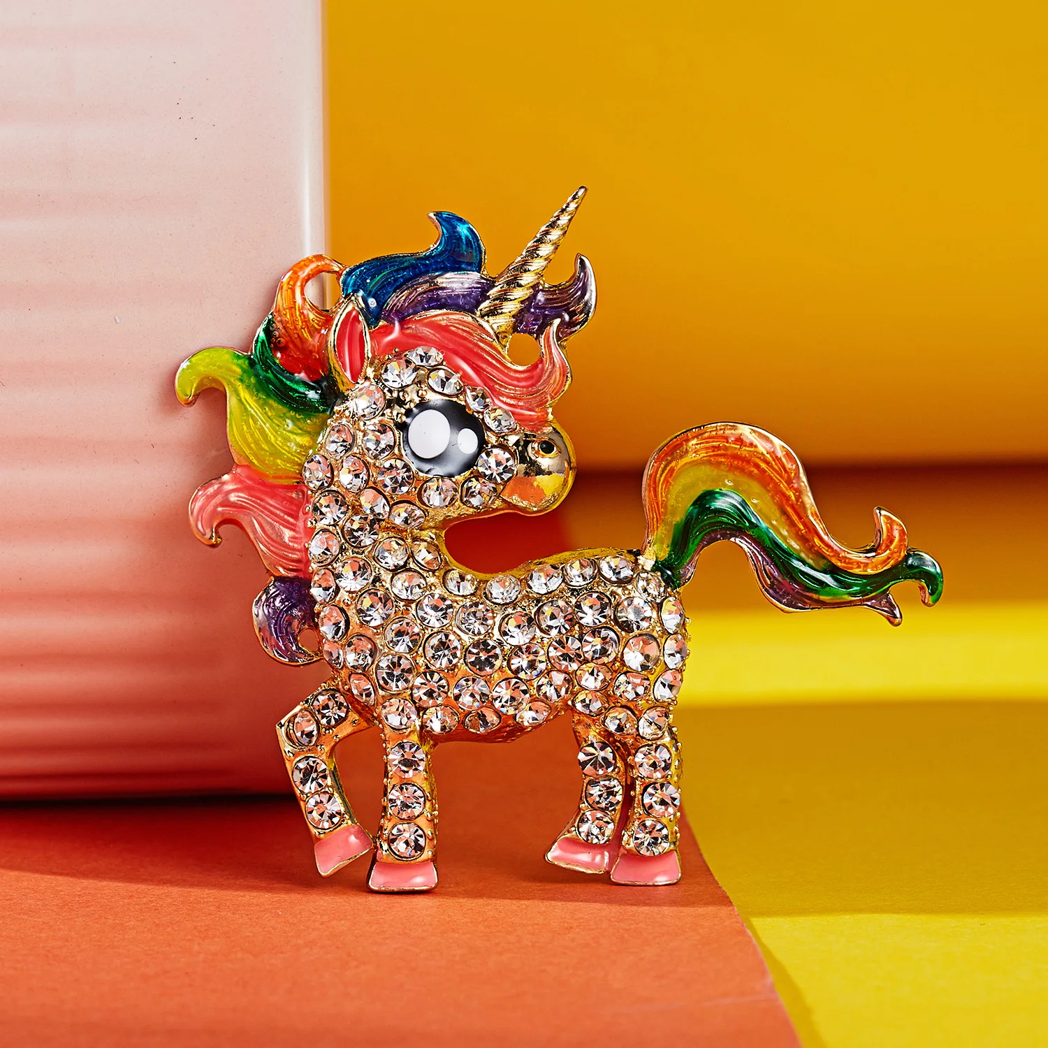 

Pins and Brooches Gold Horse Animal Brooches For women Party Accessories Decoration Fashion Jewelry Brooch