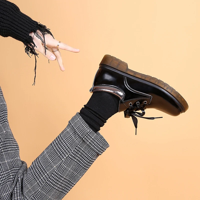 Новинка Женская обувь в британском стиле Весенняя белого цвета для колледжа