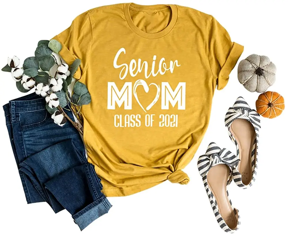

Mother's Day Senior Mom Shirt Women T-Shirt Class of 2021 Tee Cute Heart T Shirt