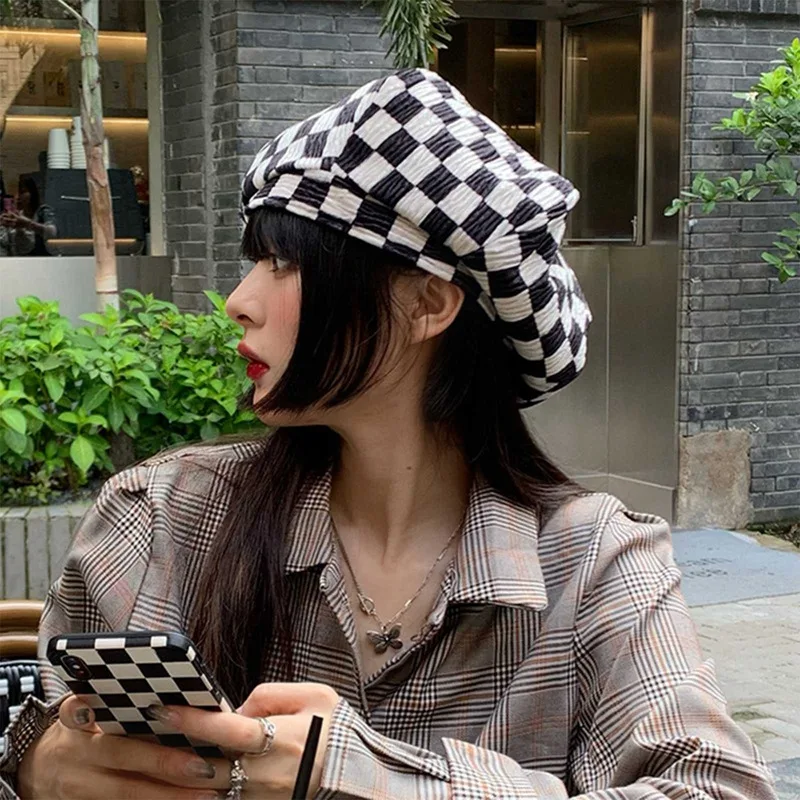 

Новый осенне-зимний клетчатый берет шапки для женщин Ретро береты Модные женские шахматные весенние черные береты регулируемые летние бер...