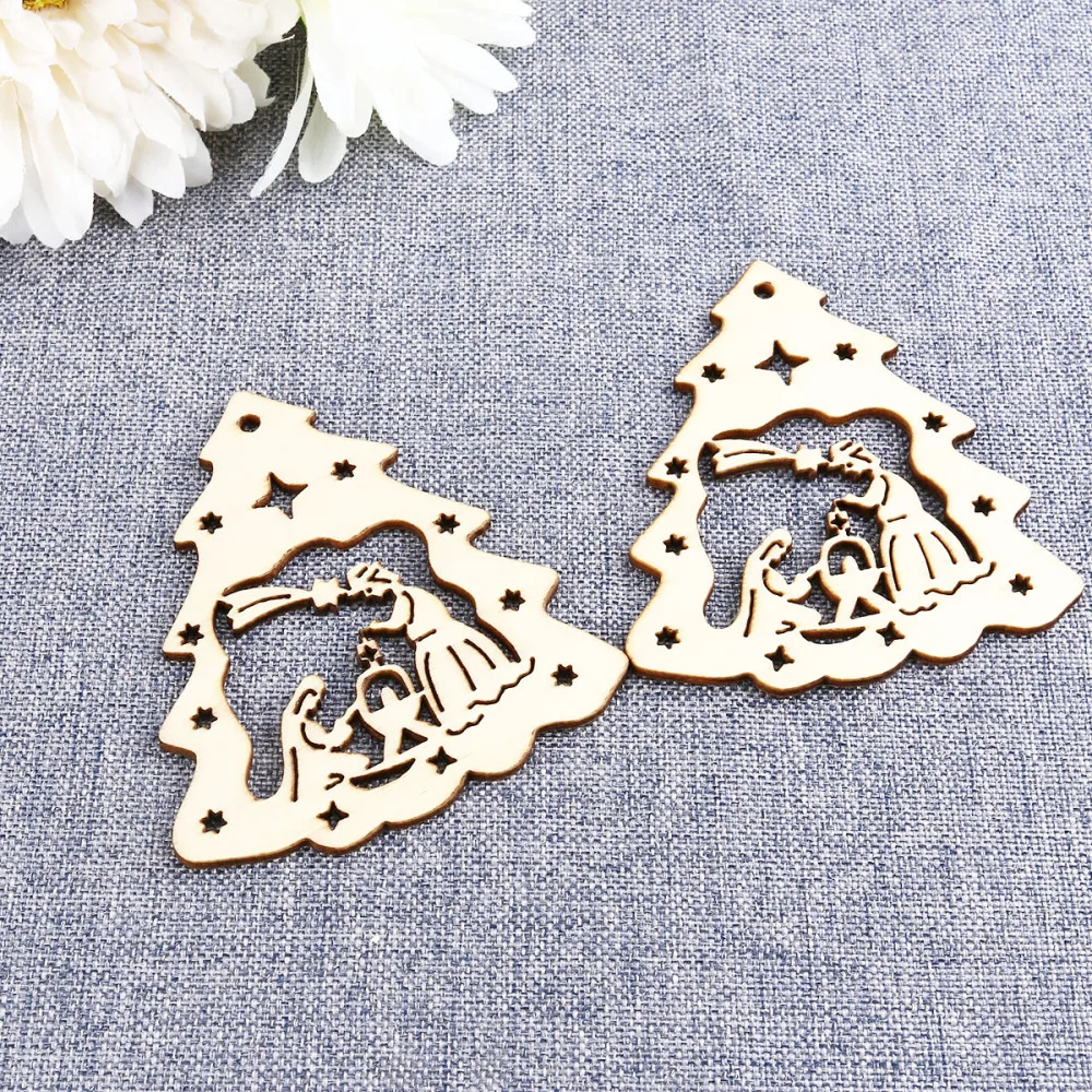 

10pcs Wooden Embellishments Christmas Decoration The Birth of Jesus Pattern Pendant with Hemp Ropes