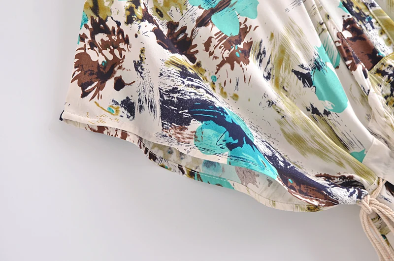 Женское пляжное платье с V-образным вырезом рукавом летучая мышь и бахромой |