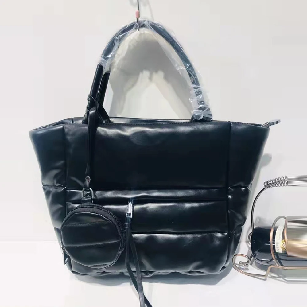 

Winter Cotton Women Shoulder Bag Fashion Down Space Handbag Designer Cotton Padded Crossbody Bags for Women 2021 Pad Tote Purse
