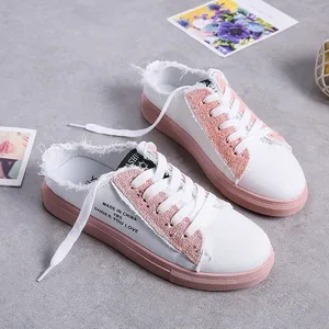 Casual half-drag canvas shoes woman 2020 new fashion solid sneakers women vulcanized shoes lace-up no heel lazy shoes flats