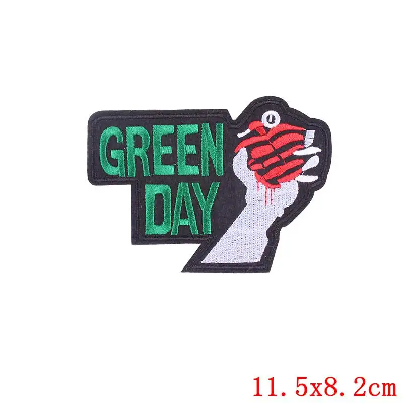 Череп аниме мультфильм одежда вышитые патчи для одежды Бесплатная доставка