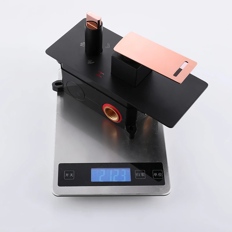 Скрытый настенный смеситель для душа медная насадка дома отеля розовое