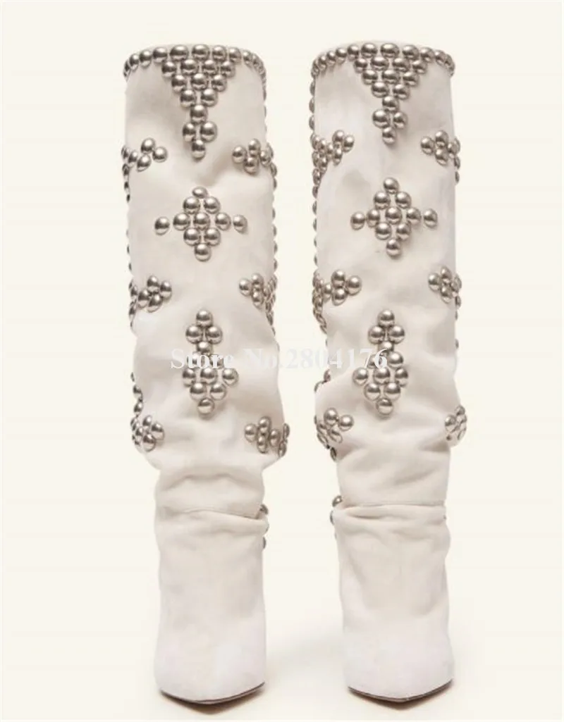 Сапоги выше колена с заостренным носком на каблуке-шпильке