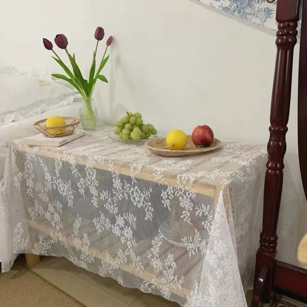 

Vintage white lace tablecloth picnic photo background cloth round
