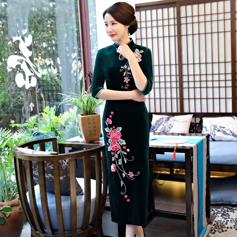 Изысканная вышивка цветок для женщин Qipao зима теплый бархат Cheongsam классический элегантный тонкий длинное китайское платье размера плюс