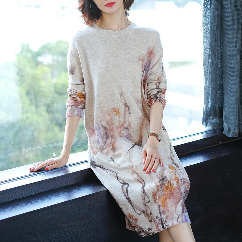 Женское винтажное вязаное платье-свитер свободное трикотажное с круглым вырезом