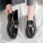 2021 г., весенние женские лоферы туфли из лакированной кожи на платформе повседневная женская обувь на плоской подошве с жемчугом черные zapatos mujer 9012C